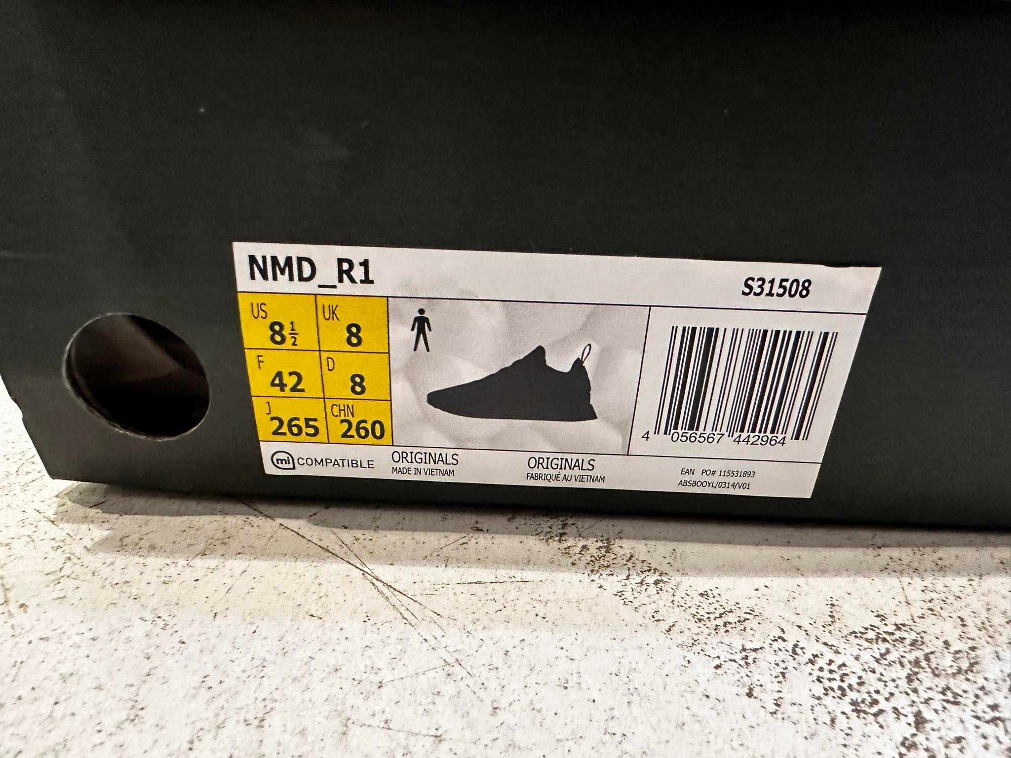 Adidas adidas NMD R1 Triple Black S32508 US 8.5 EU 42 Size US 9 / EU 42 - 6 Thumbnail
