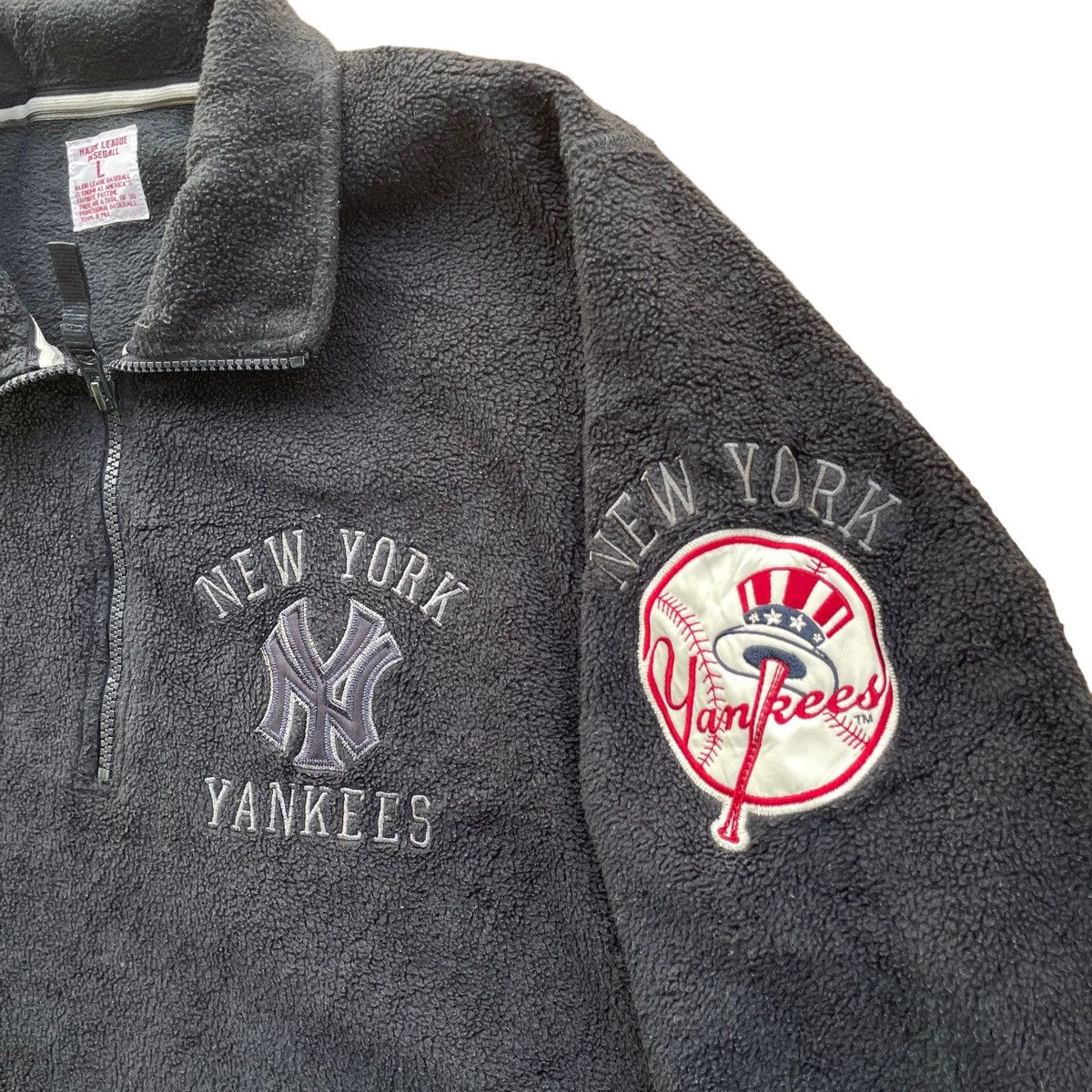 MLB × New York Yankees 💥 NEW YORK YANKEES FLEECE HALFZIP SWEATER Size US L / EU 52-54 / 3 - 5 Thumbnail