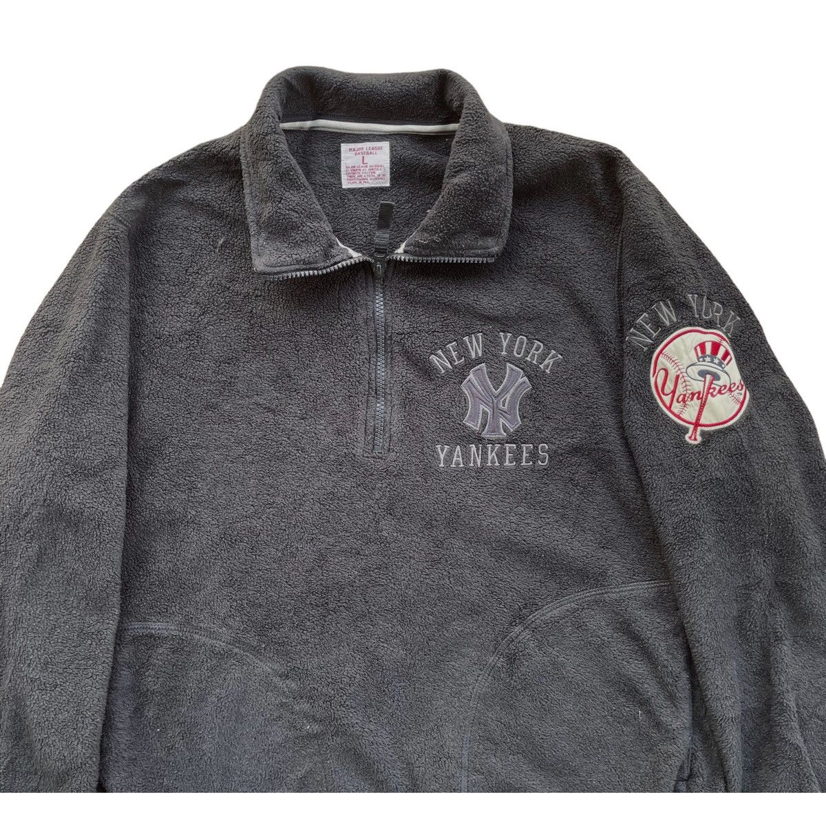 MLB × New York Yankees 💥 NEW YORK YANKEES FLEECE HALFZIP SWEATER Size US L / EU 52-54 / 3 - 4 Thumbnail