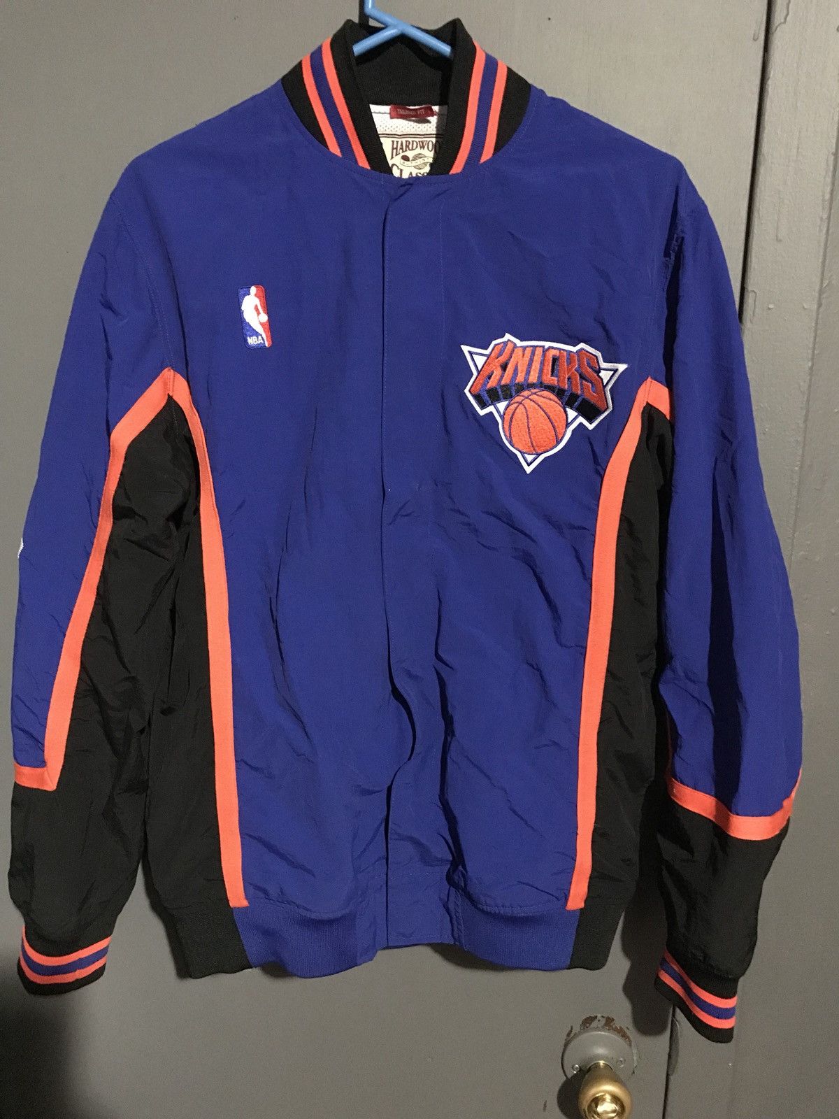 Mitchell & Ness NY Knicks Authentic Warm Up Jacket
