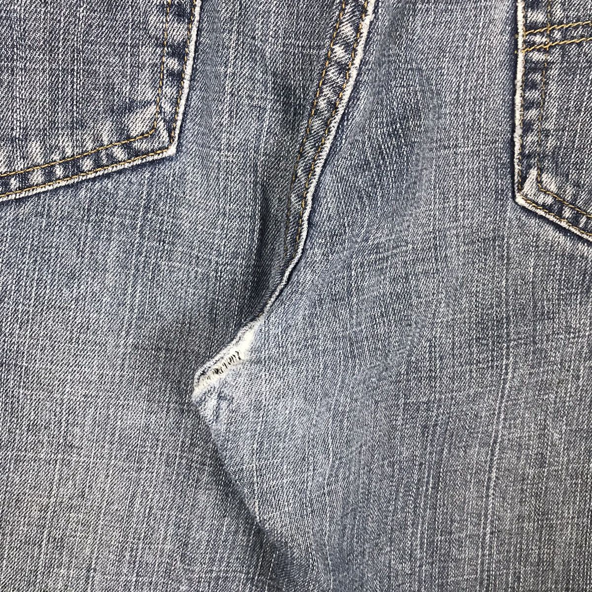 Levi's × Vintage Vintage Levis 569 Light Wash Distressed Denim Jeans Size US 39 - 5 Thumbnail