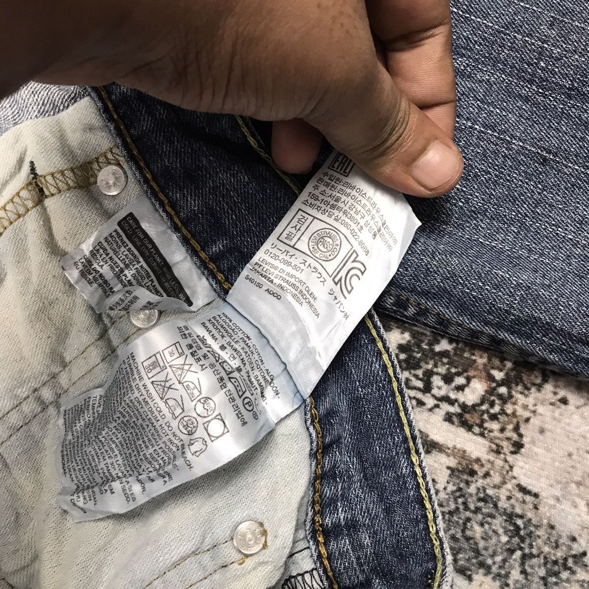 Levi's × Vintage Vintage Levis 569 Light Wash Distressed Denim Jeans Size US 39 - 15 Thumbnail