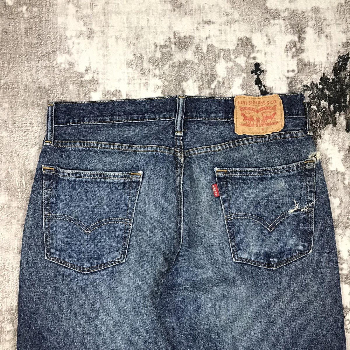 Levi's × Vintage Vintage Levis 524 Blue Light Wash Distressed Denim Jeans Size US 32 / EU 48 - 3 Thumbnail