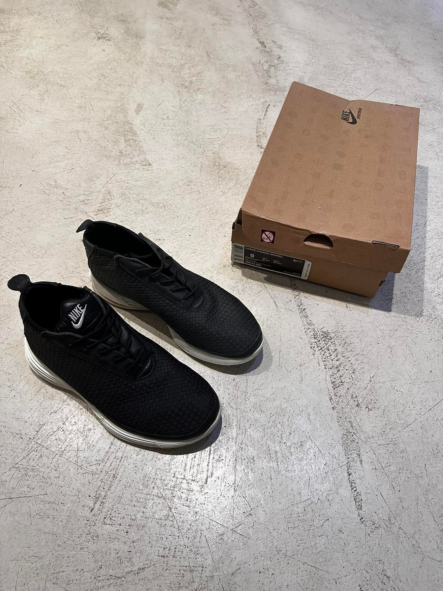 Nike Nike Lunar Chukka Woven+ Black White 398475-005 US 9 E 42.5 Size US 9 / EU 42 - 2 Thumbnail