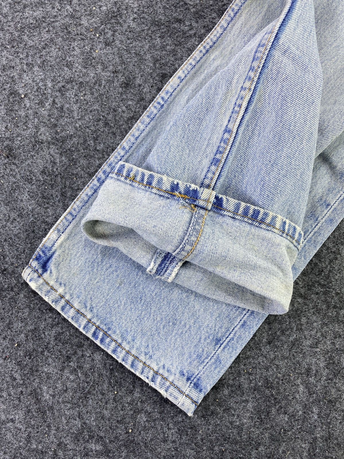 Levi's 90s VINTAGE LEVI'S 501 JEANS DIRTY BLUE WASH 30x32 - J637 Size US 30 / EU 46 - 6 Thumbnail