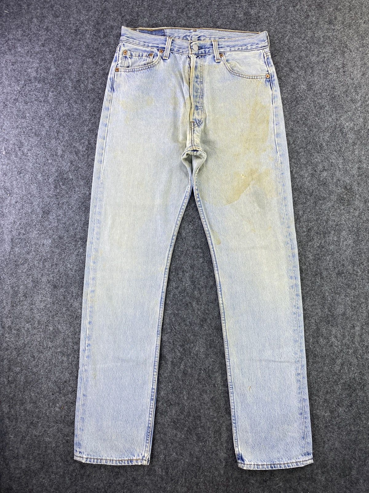 90s VINTAGE LEVIS 501 JEANS DIRTY BLUE WASH 30x32 J637