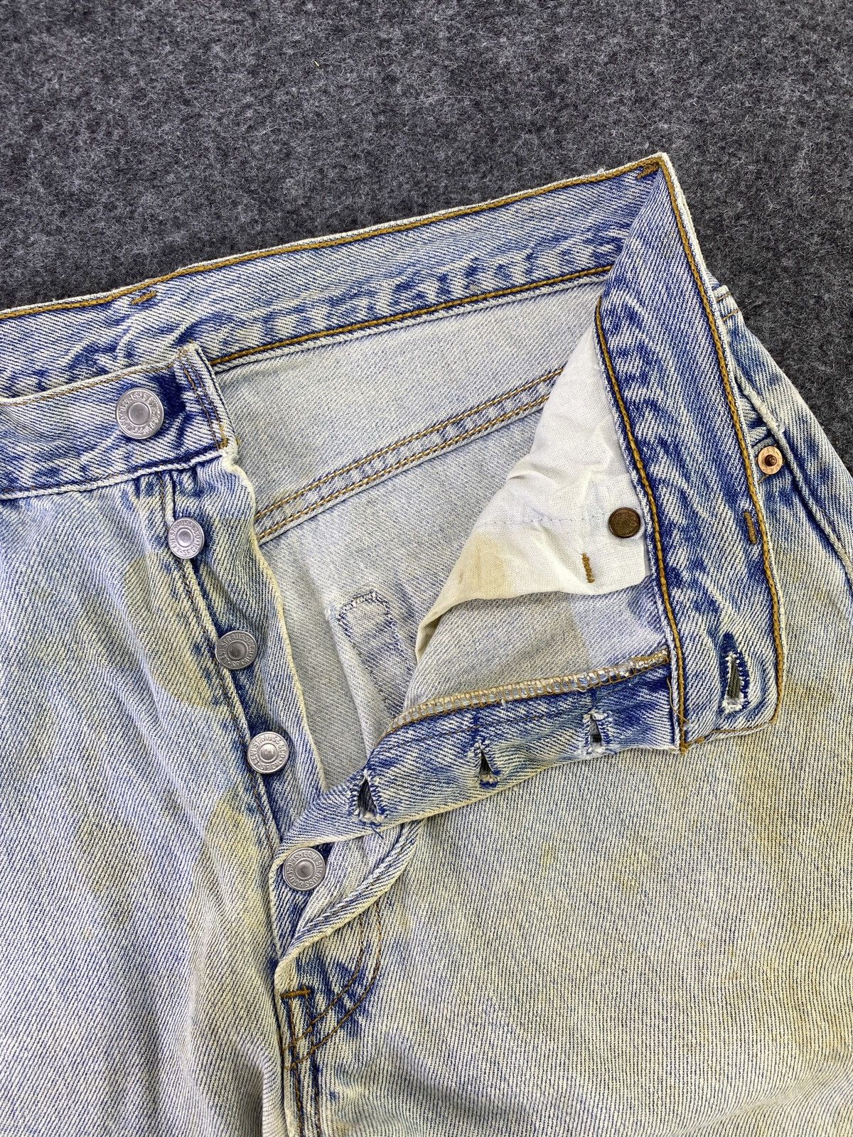 Levi's 90s VINTAGE LEVI'S 501 JEANS DIRTY BLUE WASH 30x32 - J637 Size US 30 / EU 46 - 3 Thumbnail