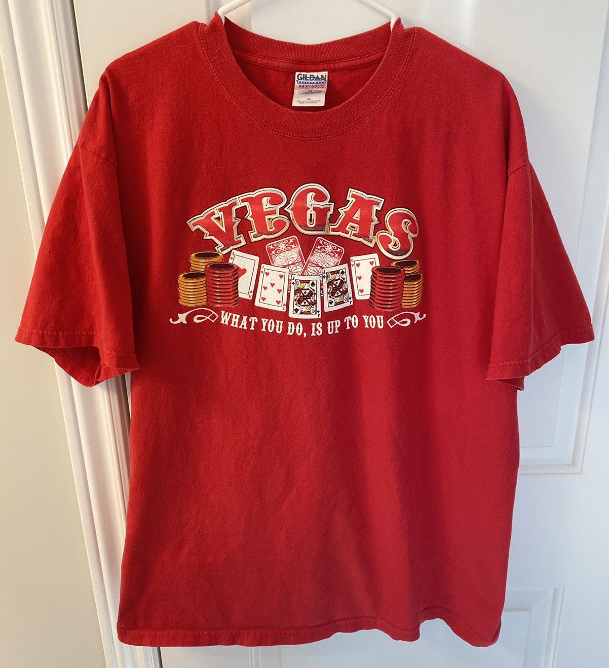 Gildan × Vintage Vintage Gildan Heavy Cotton Mens Vegas Poker Cards T-shirt Size US XL / EU 56 / 4 - 1 Thumbnail
