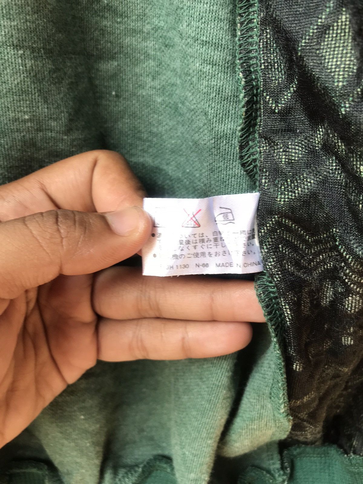 Japanese Brand ❗️NICE DESIGN❗️Japanese Brand Wool Button Knitwear❗️ Size US M / EU 48-50 / 2 - 6 Thumbnail