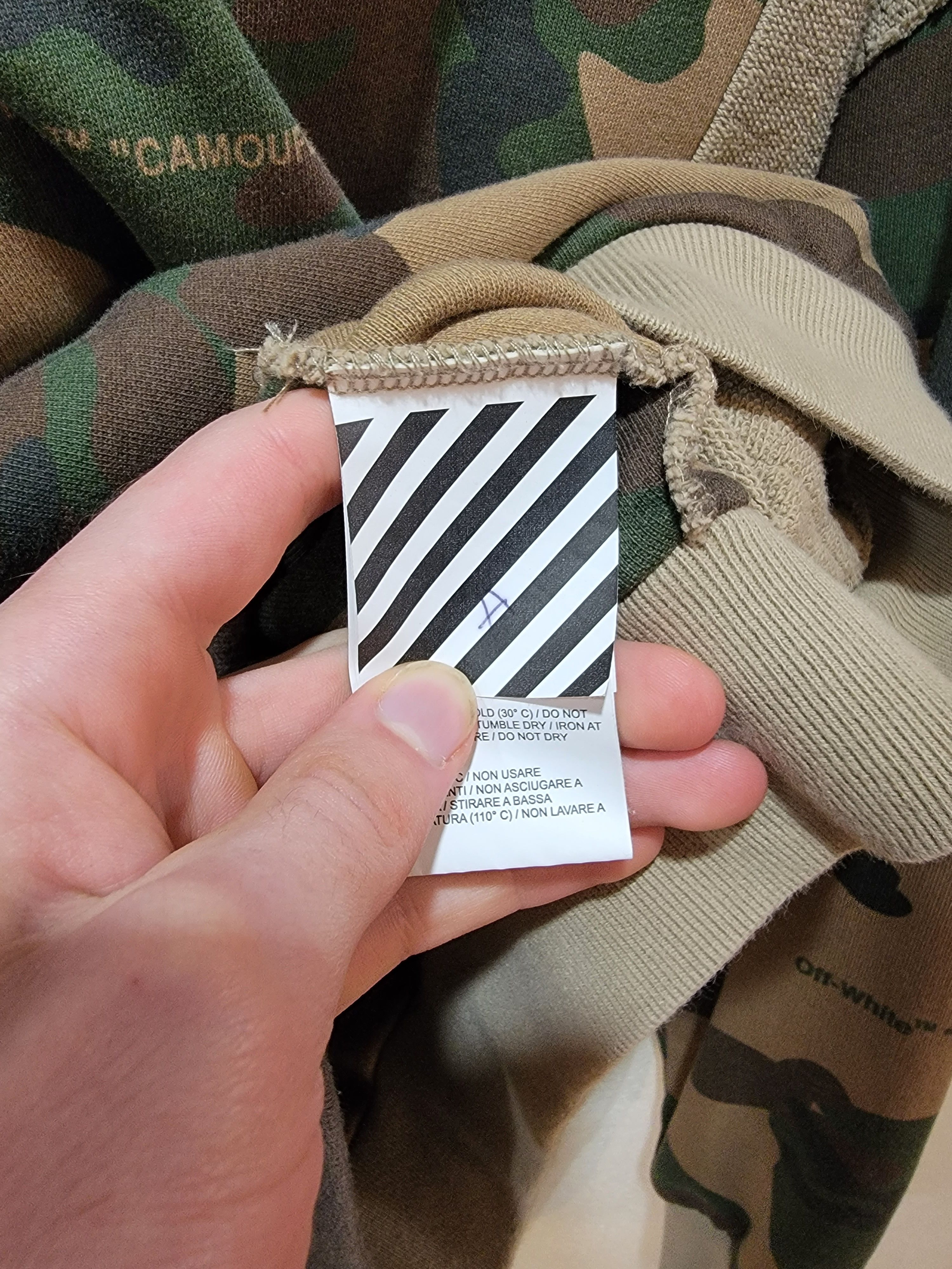 Off-White Reconstructed Camouflage Hoodie Size US S / EU 44-46 / 1 - 4 Thumbnail