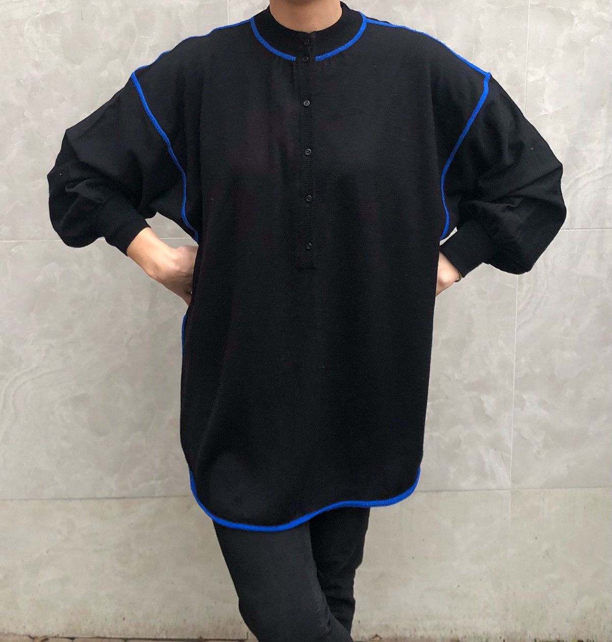 GIVENCHY 5 Vintage France Pure Wool Women’s Sweater