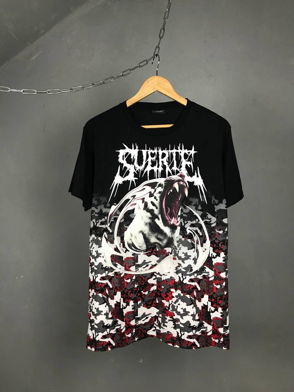 Marcelo Burlon Marcelo Burlon luxury designer multicolor tee Size US S / EU 44-46 / 1 - 1 Thumbnail