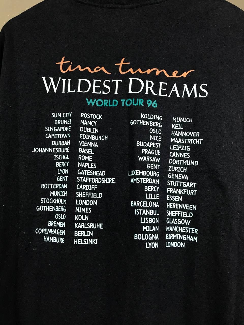 Band Tees Tina Terner 1996 vintage rap band tour tee Size US XL / EU 56 / 4 - 7 Thumbnail