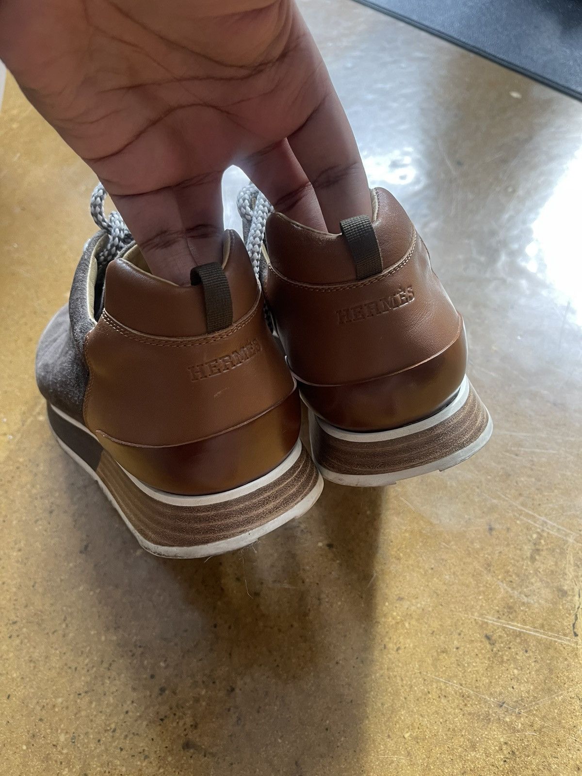 Hermes Hermes Miles Suede Brown Sneakers (43.5) (10.5) Size US 10.5 / EU 43-44 - 2 Thumbnail