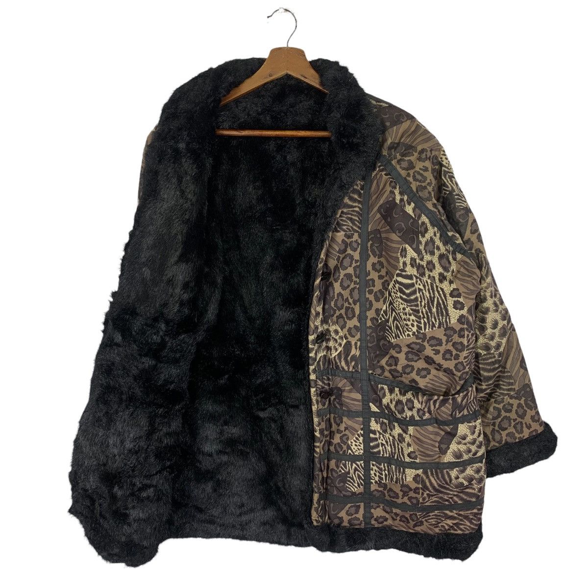 Japanese Brand Japanese Brand Leopard Design Velvet Sweater Hoodie Size US L / EU 52-54 / 3 - 5 Thumbnail