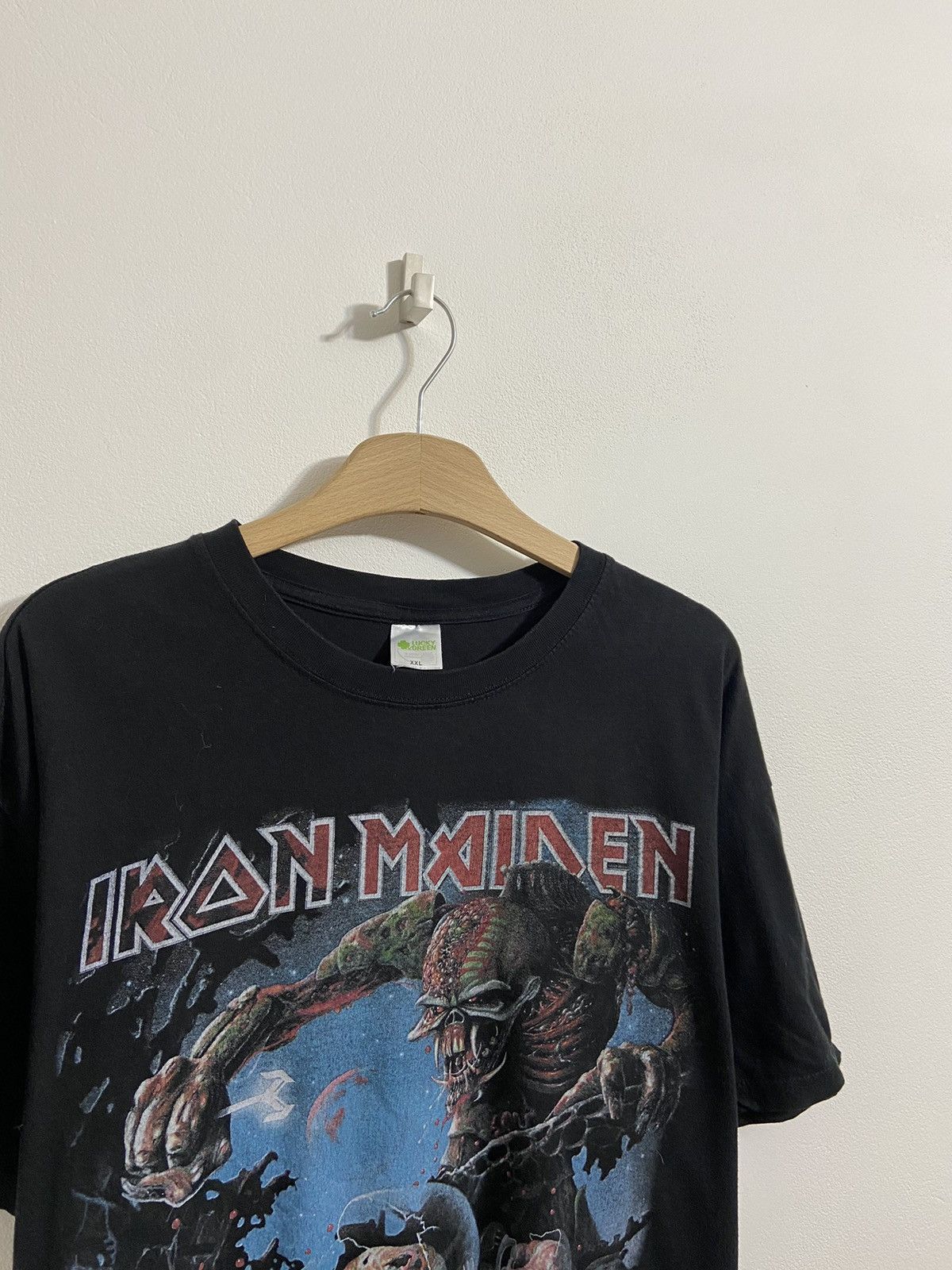 Iron Maiden × Japanese Brand × Vintage Vintage Black T-Shirt Tee Iron Maiden The Final Frontier Size US XXL / EU 58 / 5 - 2 Thumbnail