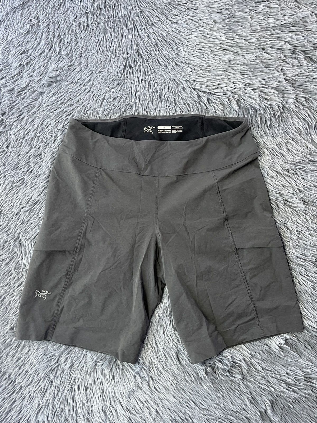 Arc'teryx Arc’teryx gorpcore style cargo shorts Size 28" / US 6 / IT 42 - 1 Thumbnail