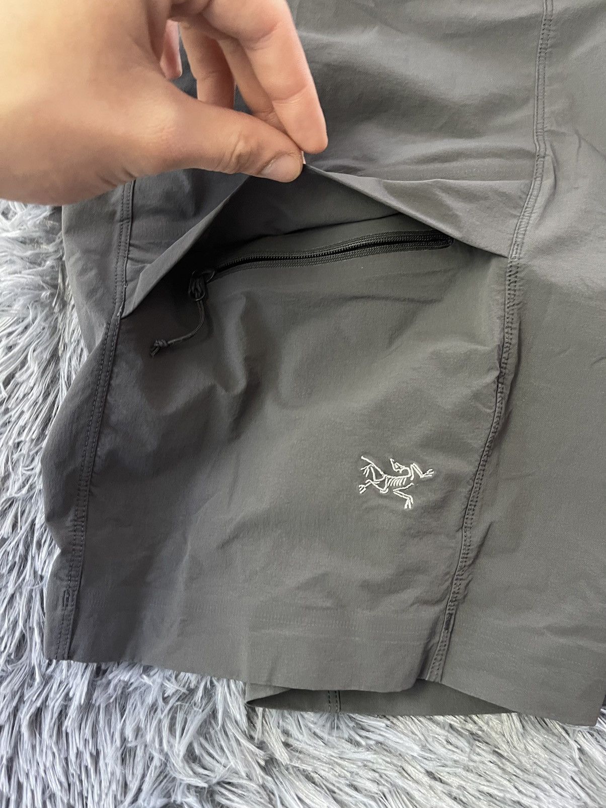 Arc'teryx Arc’teryx gorpcore style cargo shorts Size 28" / US 6 / IT 42 - 5 Thumbnail
