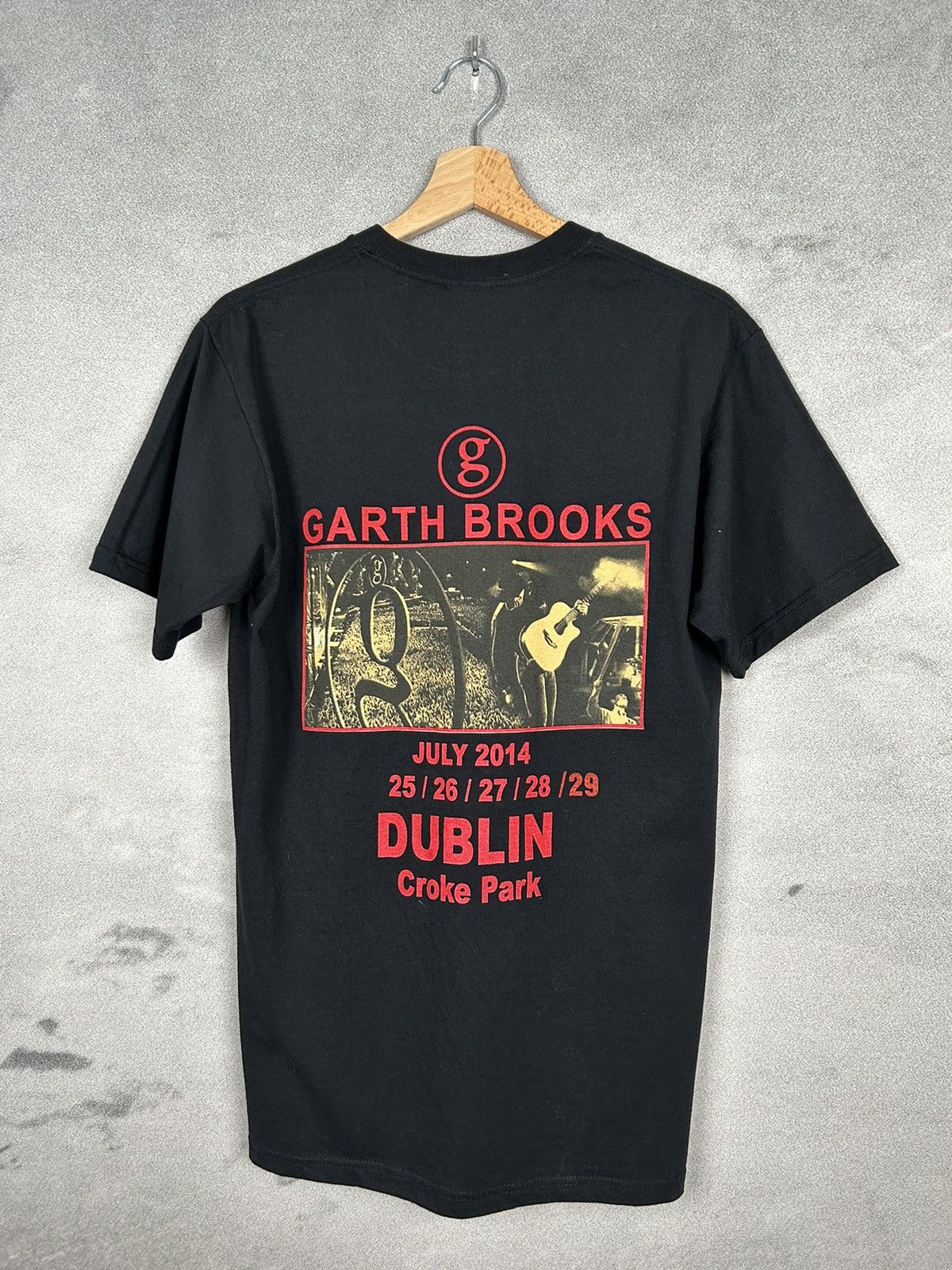 Band Tees Garth Brooks Band Tee Vintage Tour Graphic Size US M / EU 48-50 / 2 - 2 Thumbnail