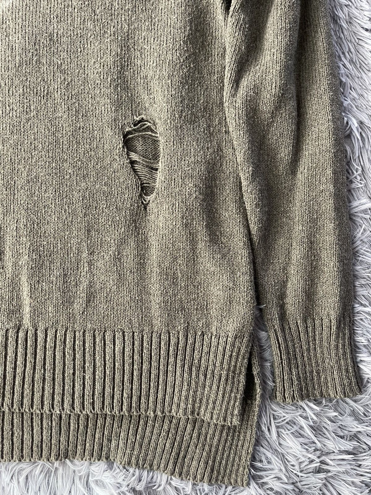 【SATIIIZ】Murren Vintage Damage Knit MUSINSA | OY HEART STITCH DESTROYED KNIT - KHAKI