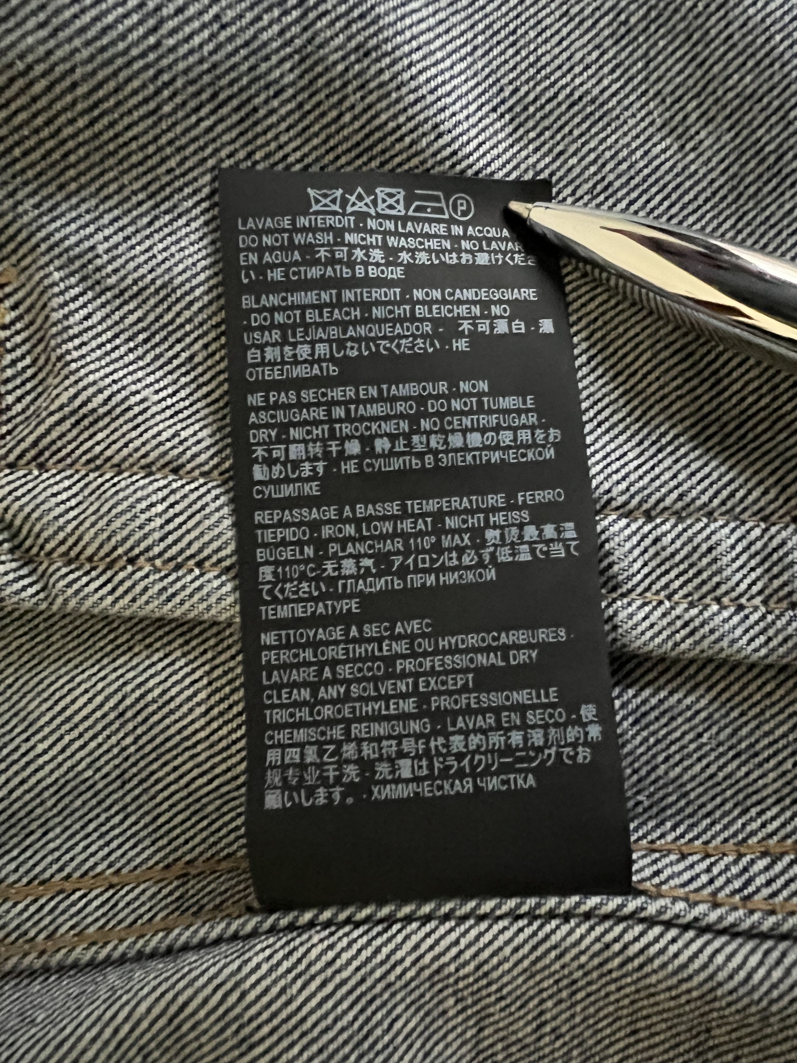 Saint Laurent Paris 1.2K SLP DESTROYED DENIM JACKET Size XS / US 0-2 / IT 36-38 - 14 Thumbnail