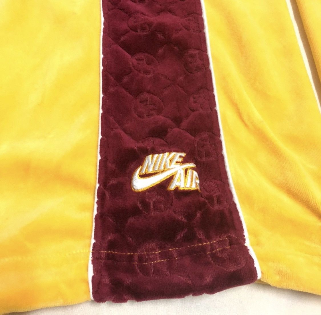 Nike × Vintage Vintage Nike James Lebron Side Tape Track Pant Size US 35 - 5 Thumbnail