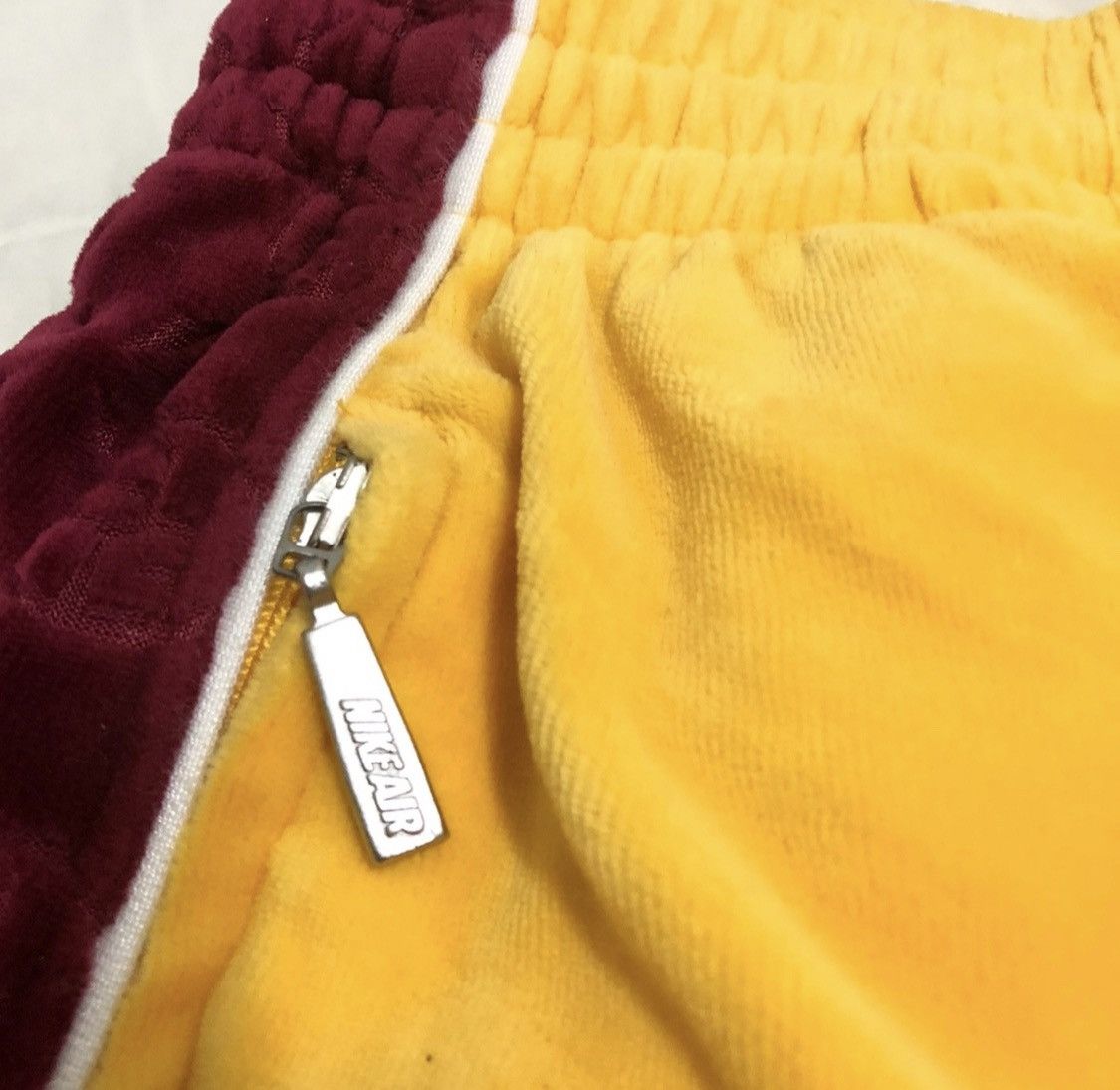 Nike × Vintage Vintage Nike James Lebron Side Tape Track Pant Size US 35 - 4 Thumbnail