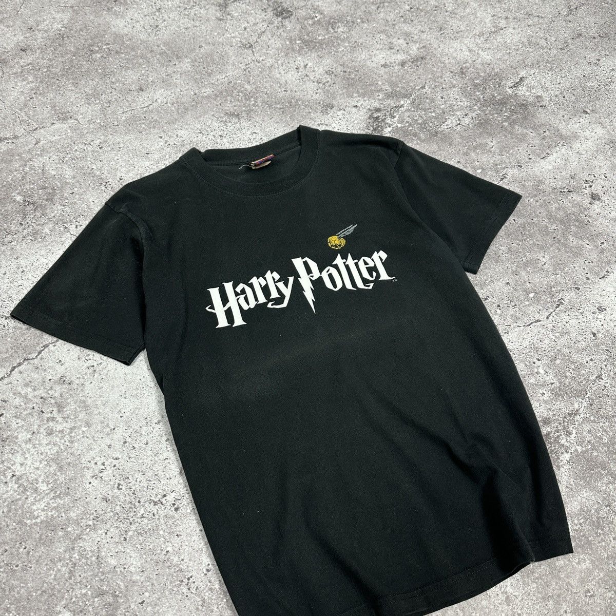 Vintage Vintage 00s Harry Potter Golden Snitch Quidditch tee Movie Size US S / EU 44-46 / 1 - 3 Thumbnail