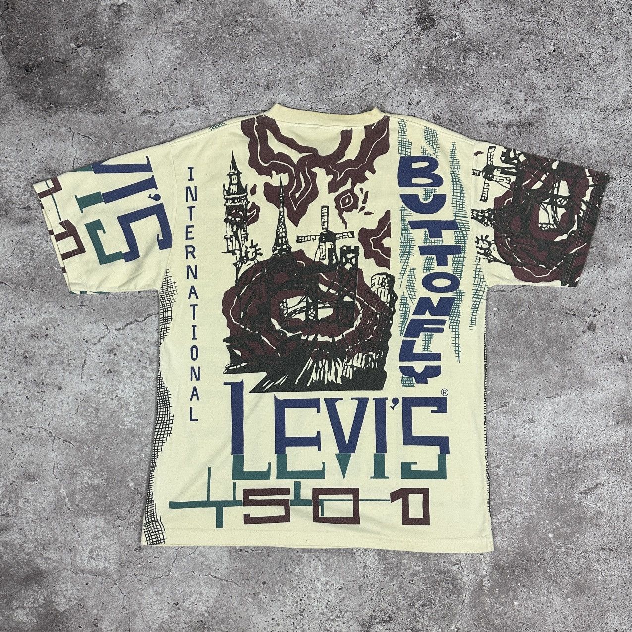 Levi's Vintage Clothing Vintage 90s Levis 501 International Button Alloverprint tee Size US XL / EU 56 / 4 - 2 Thumbnail