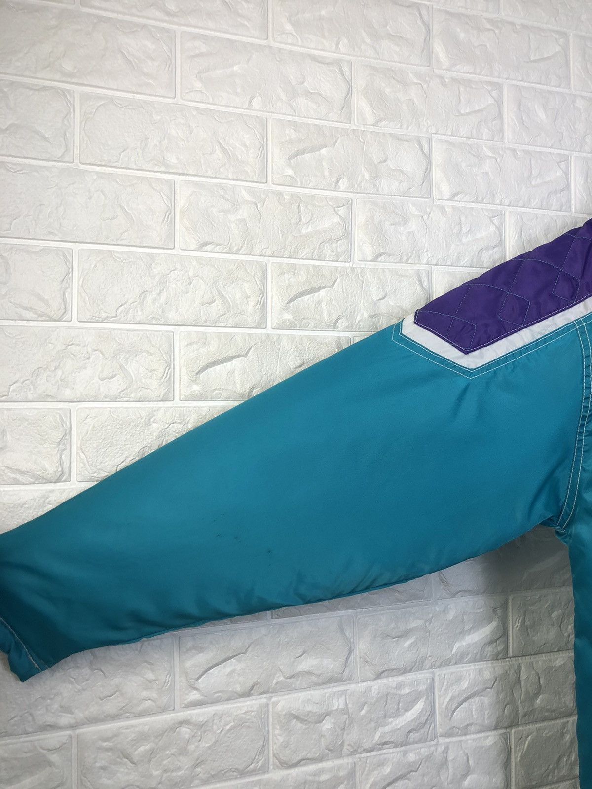 NBA × Starter Vintage 90s Starter Charlotte Hornets NBA Jakets Size US L / EU 52-54 / 3 - 11 Thumbnail