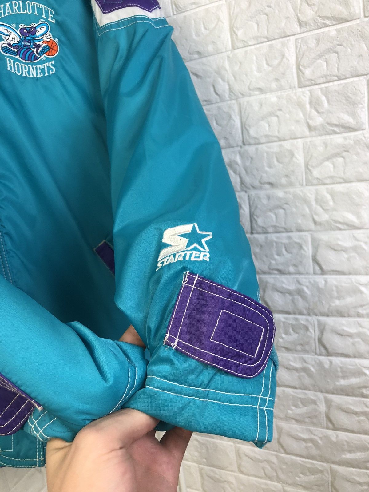 NBA × Starter Vintage 90s Starter Charlotte Hornets NBA Jakets Size US L / EU 52-54 / 3 - 8 Thumbnail