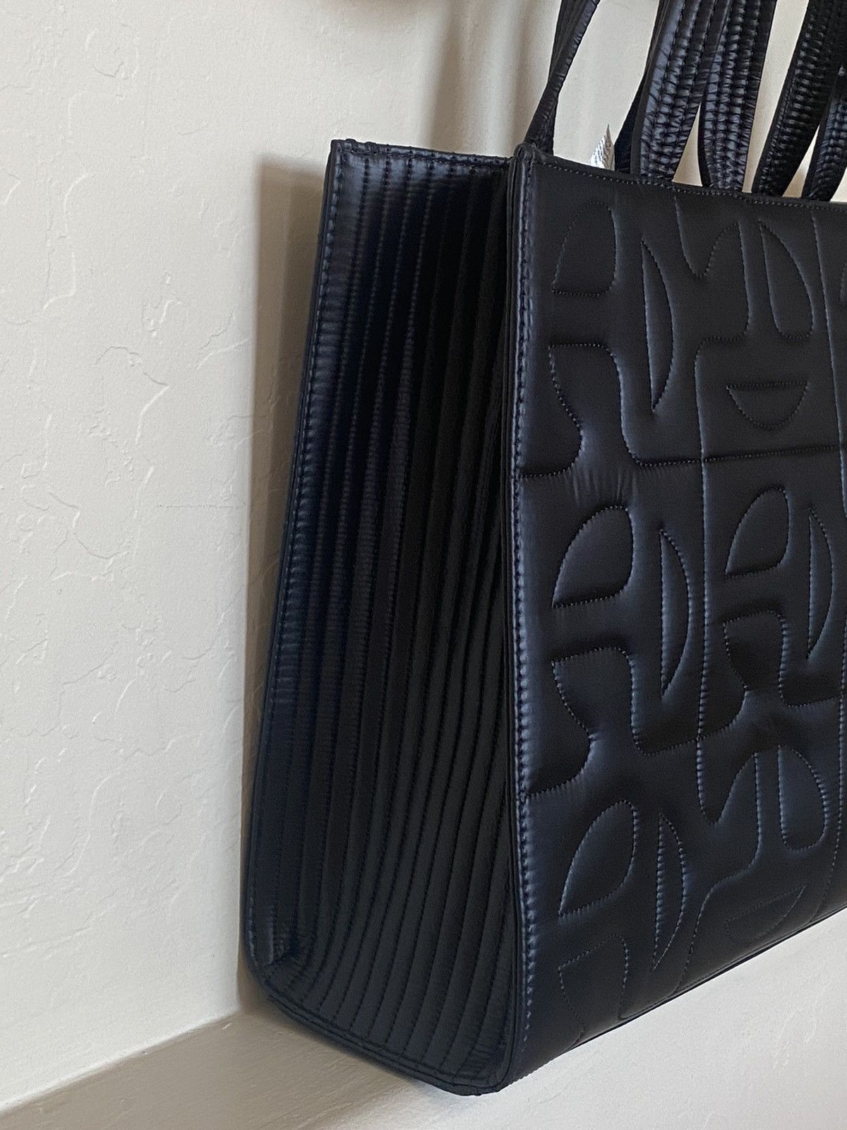Moose Knuckles × Telfar MEDIUM QUILTED SHOPPER (BLACK) Size ONE SIZE - 6 Thumbnail