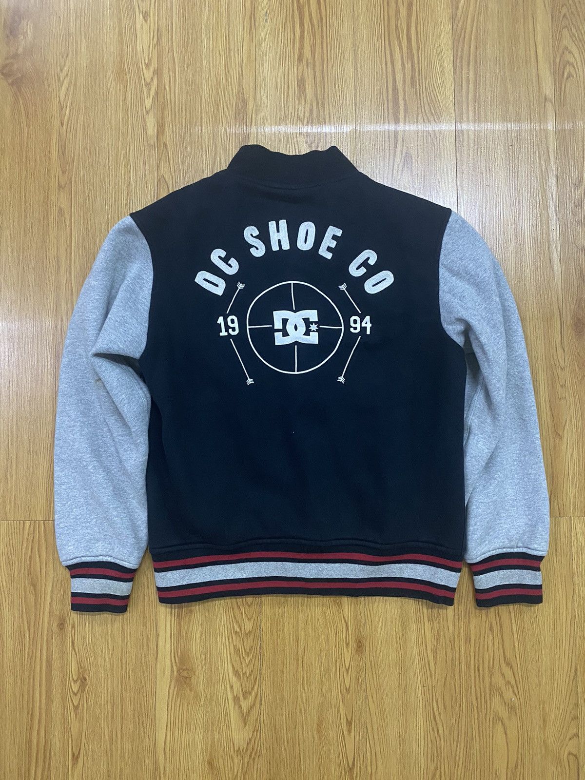 DC Dc shoe co apperal division varsity jacket Size US M / EU 48-50 / 2 - 2 Thumbnail