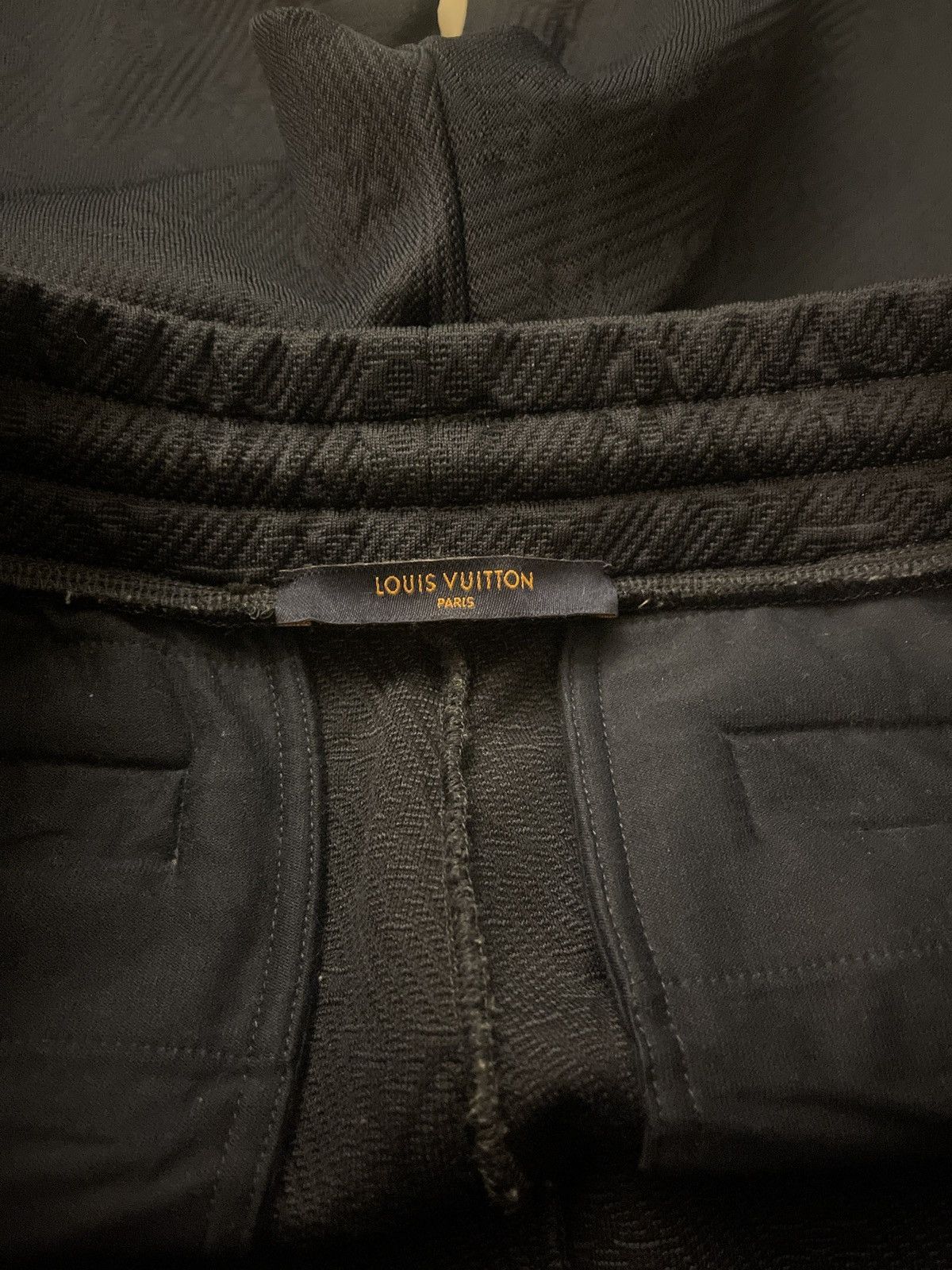 Louis Vuitton Full monogram track pants size Large Size US 44 / EU 60 - 8 Thumbnail