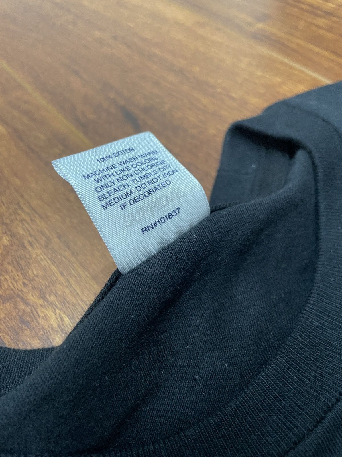 Supreme Supreme Ear Tee SS21 in Black Size US XL / EU 56 / 4 - 4 Thumbnail