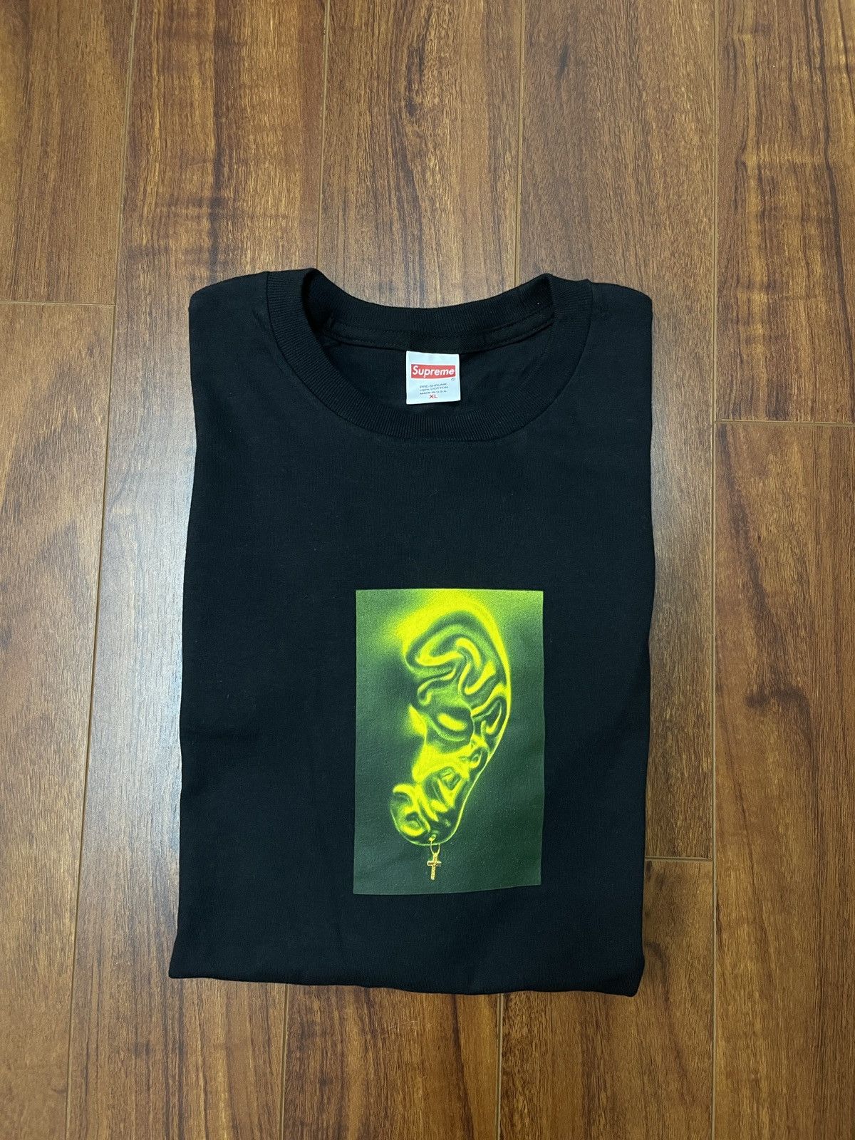 Supreme Supreme Ear Tee SS21 in Black Size US XL / EU 56 / 4 - 1 Thumbnail