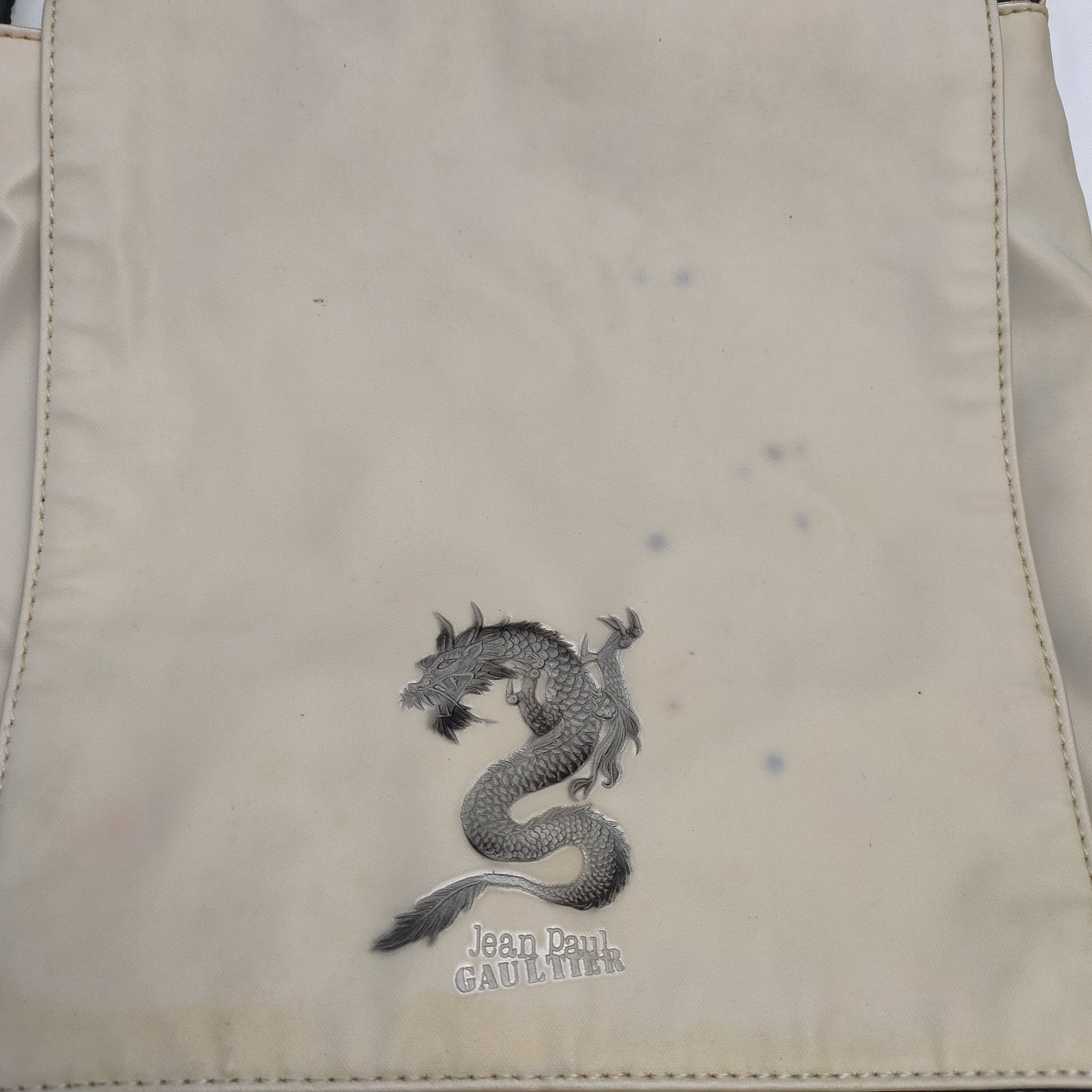 Designer × Jean Paul Gaultier Jean Paul Gaultier Dragon Emboss Sling Shoulder Bag Size ONE SIZE - 7 Thumbnail