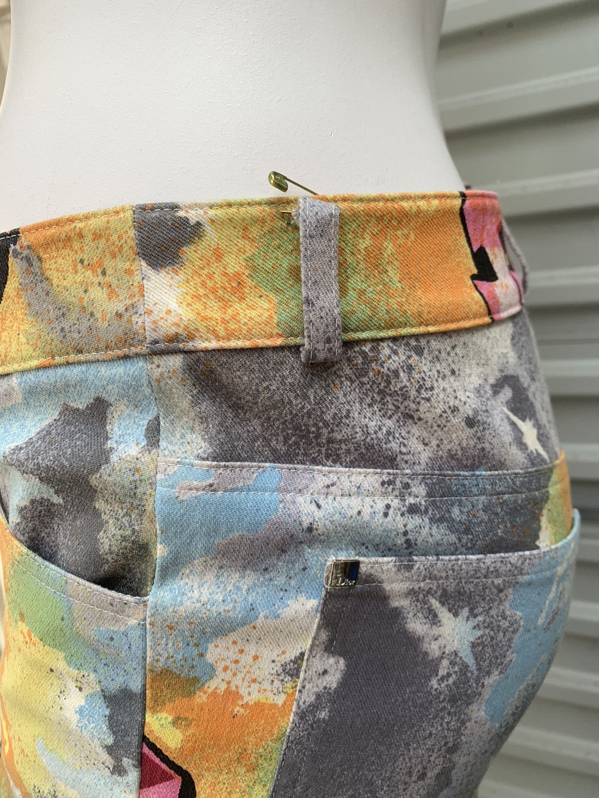 Dior CHRISTIAN DIOR JOHN GALLIANO KAOS GRAFFITI PANTS Size 26" / US 2 / IT 38 - 7 Thumbnail