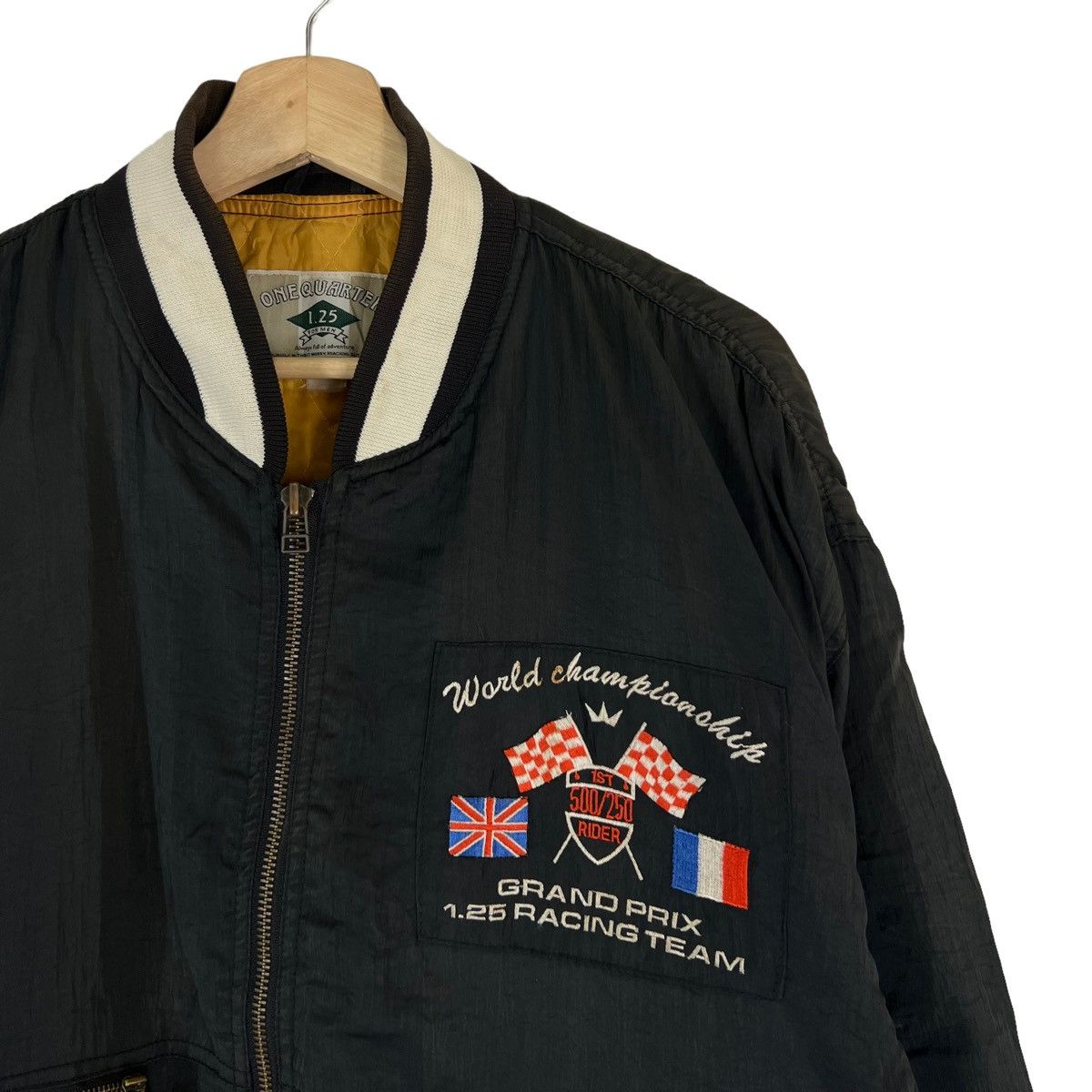 Hein Gericke VINTAGE BOMBER JACKET GRAND PRIX 1.25 RACING TEAM BIG LOGO Size US M / EU 48-50 / 2 - 3 Thumbnail