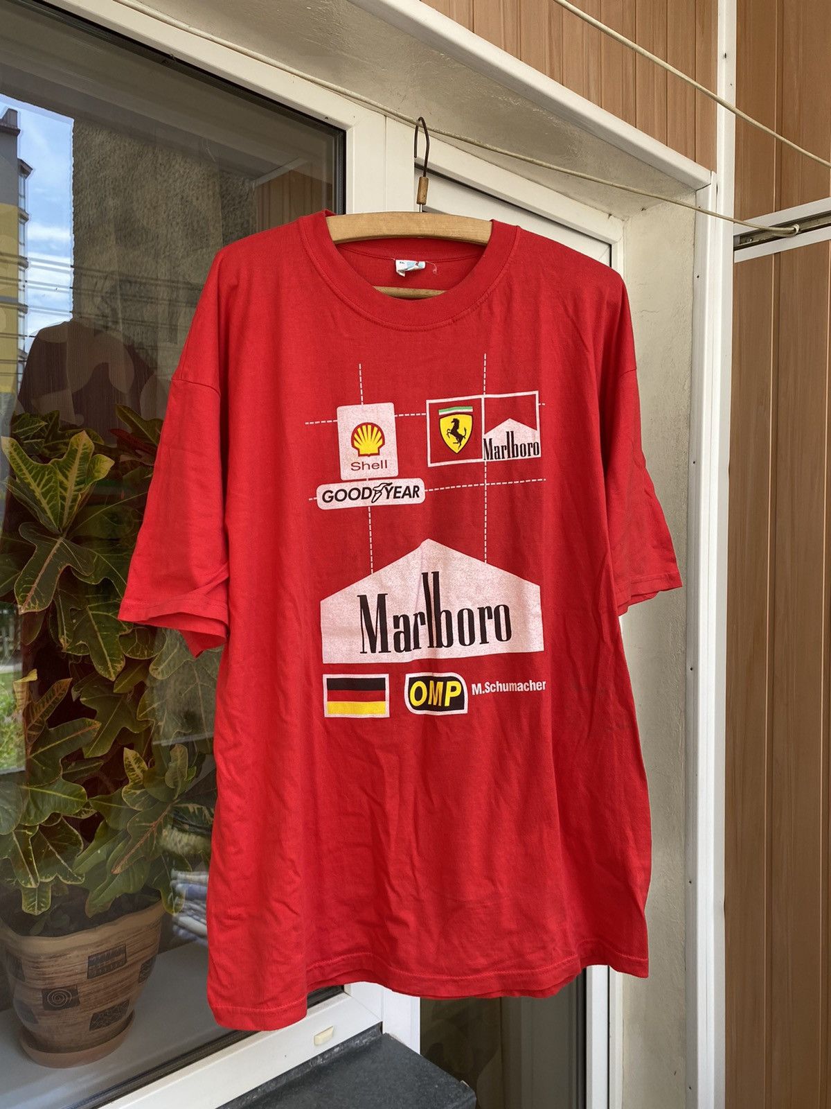 Vintage Marlboro Ferrari Michael Schumacher Racing T-Shirt
