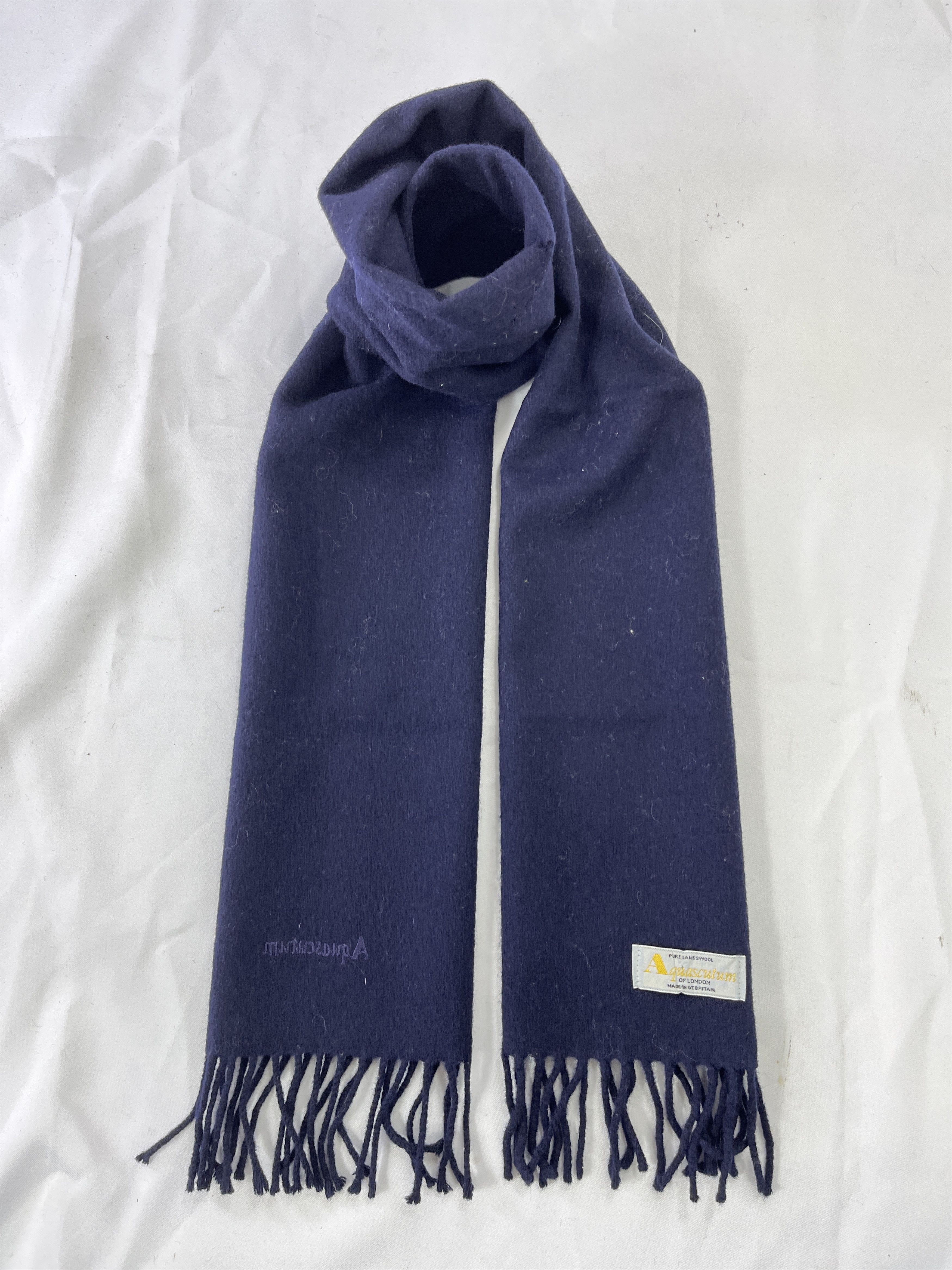 AQUASCUTUM WOOL SCARVES / MUFFLER / NECKWEAR T092