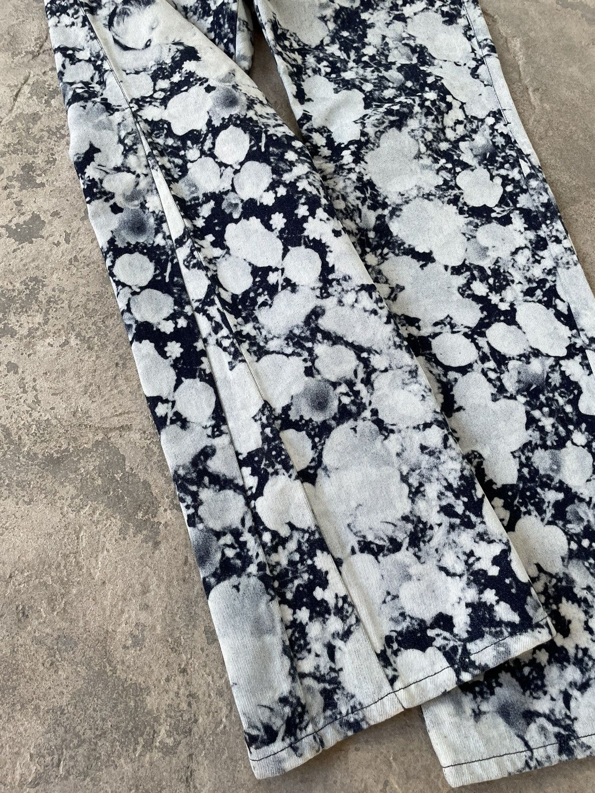 Louis Vuitton VIRGIL SS19 ‘Dorothy in the Poppies’ Flared Dyed Denim Size US 36 / EU 52 - 3 Thumbnail