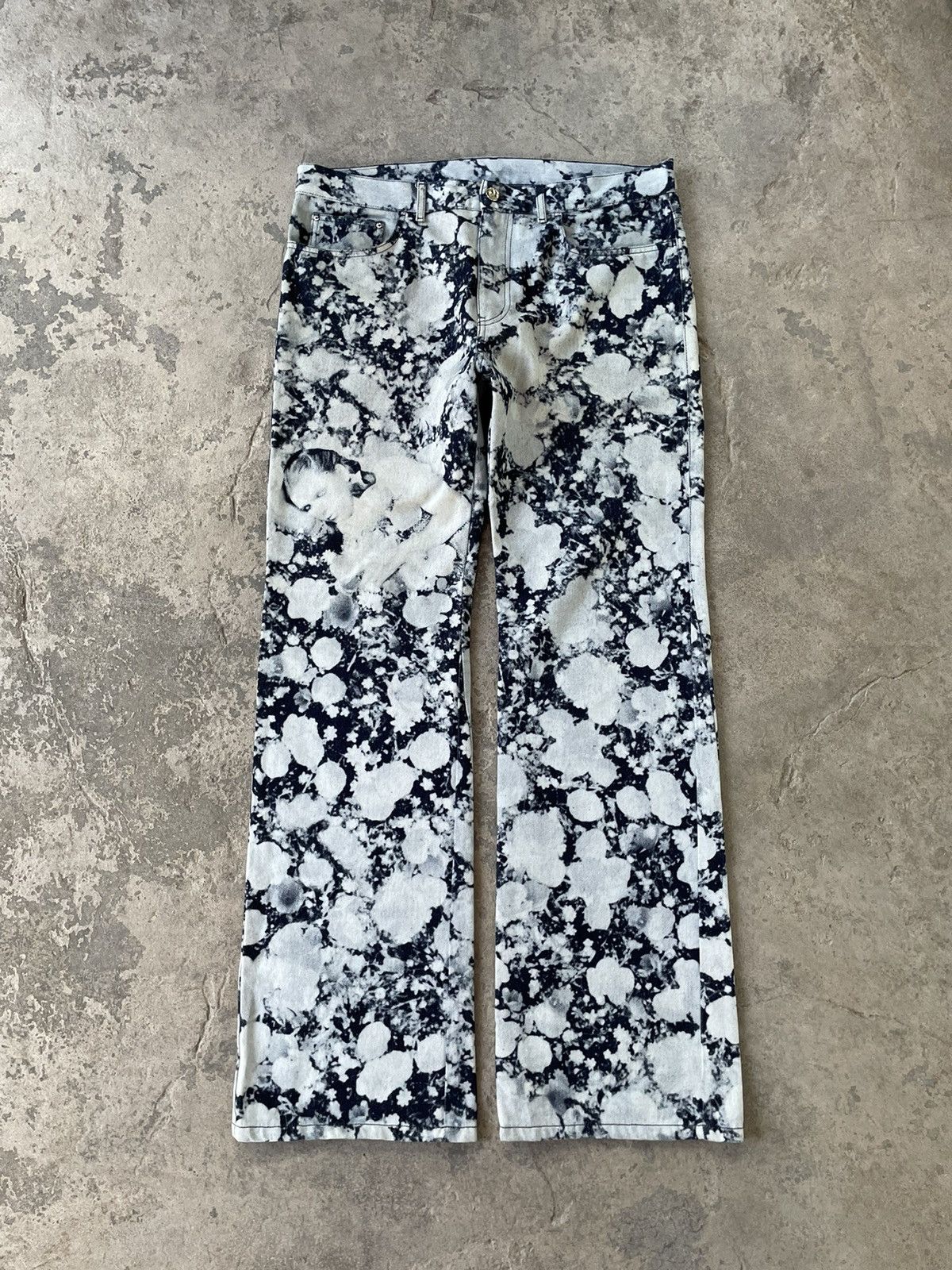 Louis Vuitton VIRGIL SS19 ‘Dorothy in the Poppies’ Flared Dyed Denim Size US 36 / EU 52 - 2 Thumbnail