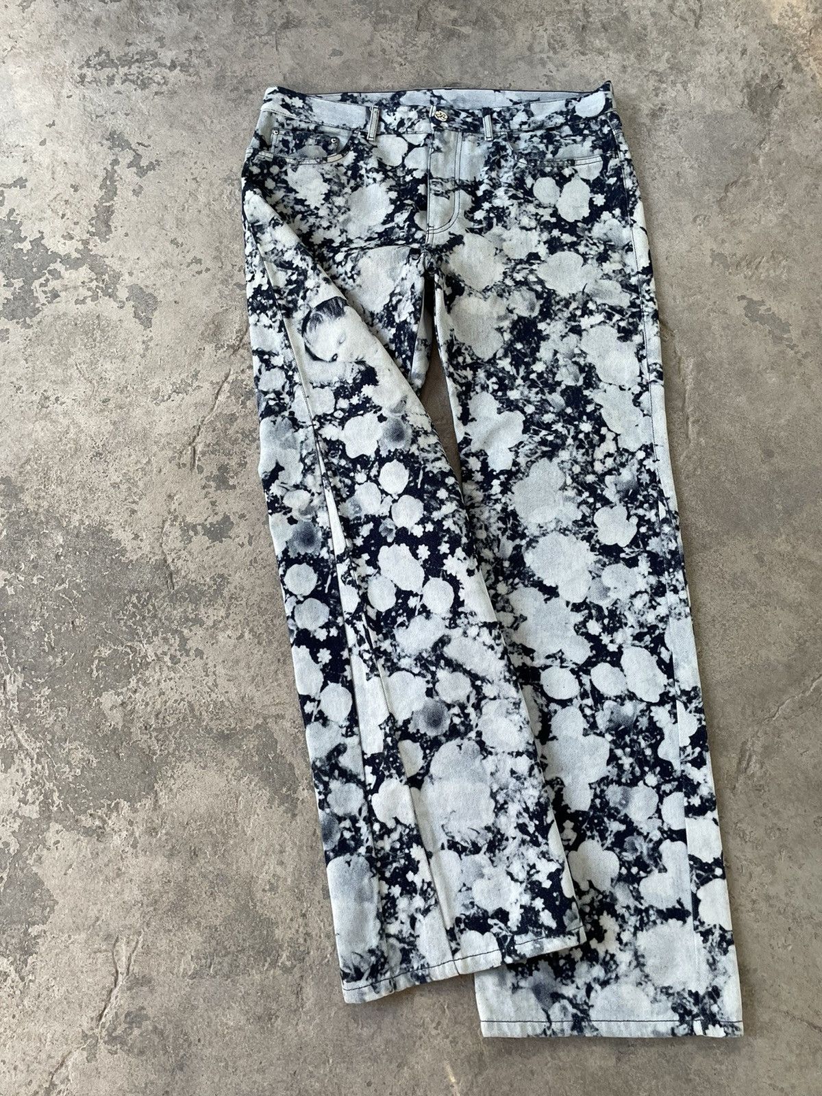 Louis Vuitton VIRGIL SS19 ‘Dorothy in the Poppies’ Flared Dyed Denim Size US 36 / EU 52 - 1 Thumbnail