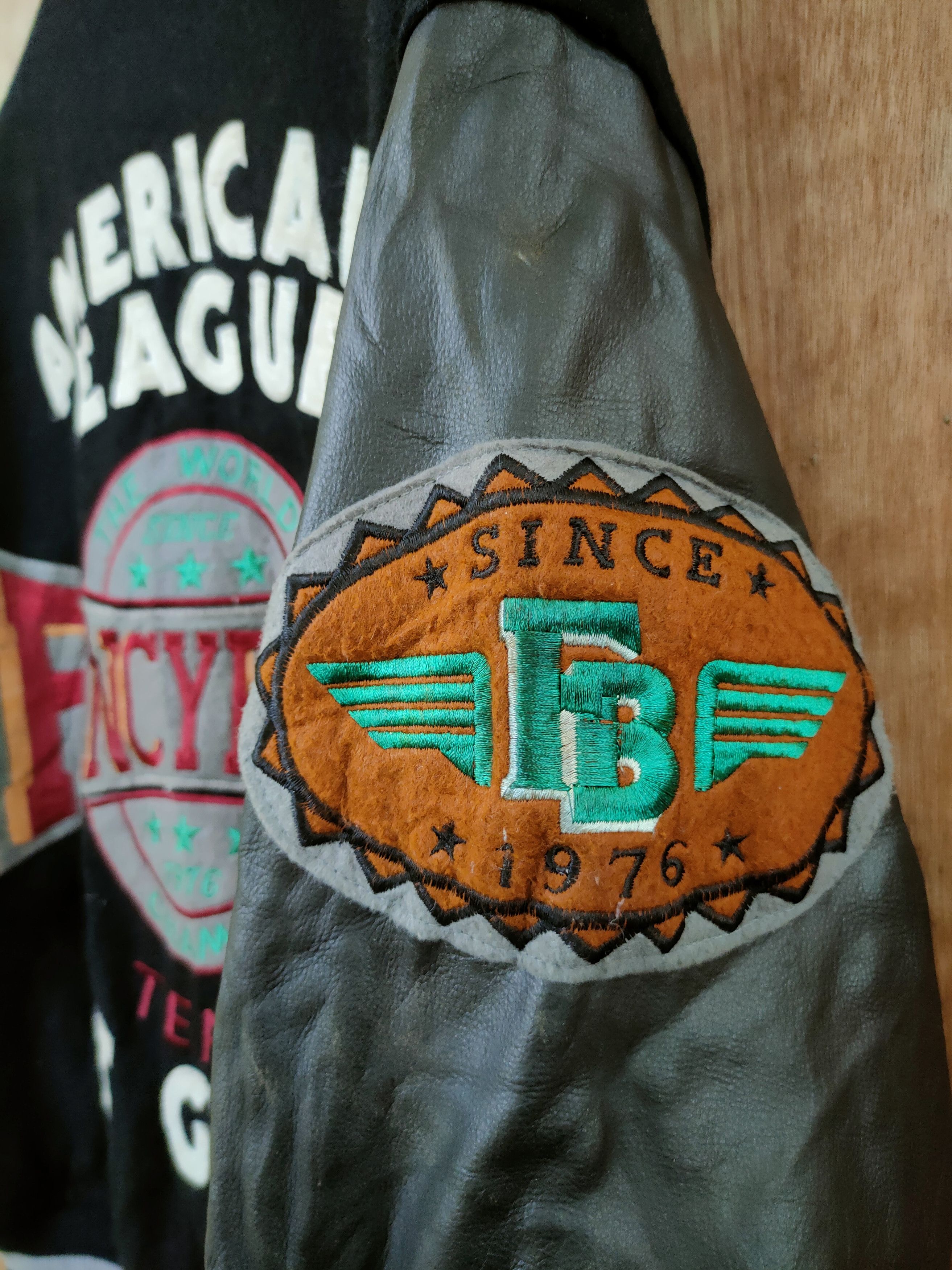 Vintage DL Fancy Ball American League Varsity leather jacket #gatung Size US M / EU 48-50 / 2 - 4 Thumbnail