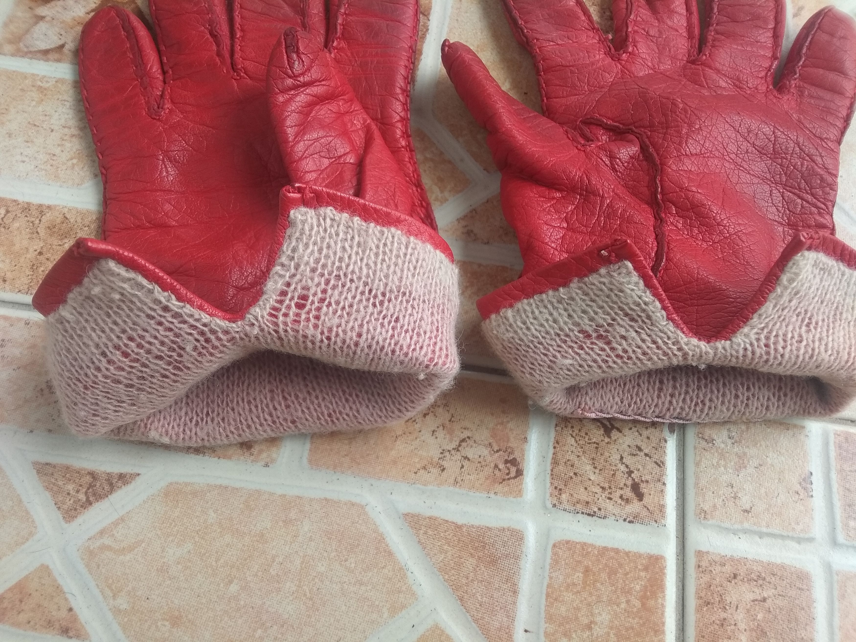 Designer Vintage 50s-70s Gucci Crest Leather Gloves Pink Size ONE SIZE - 11 Thumbnail