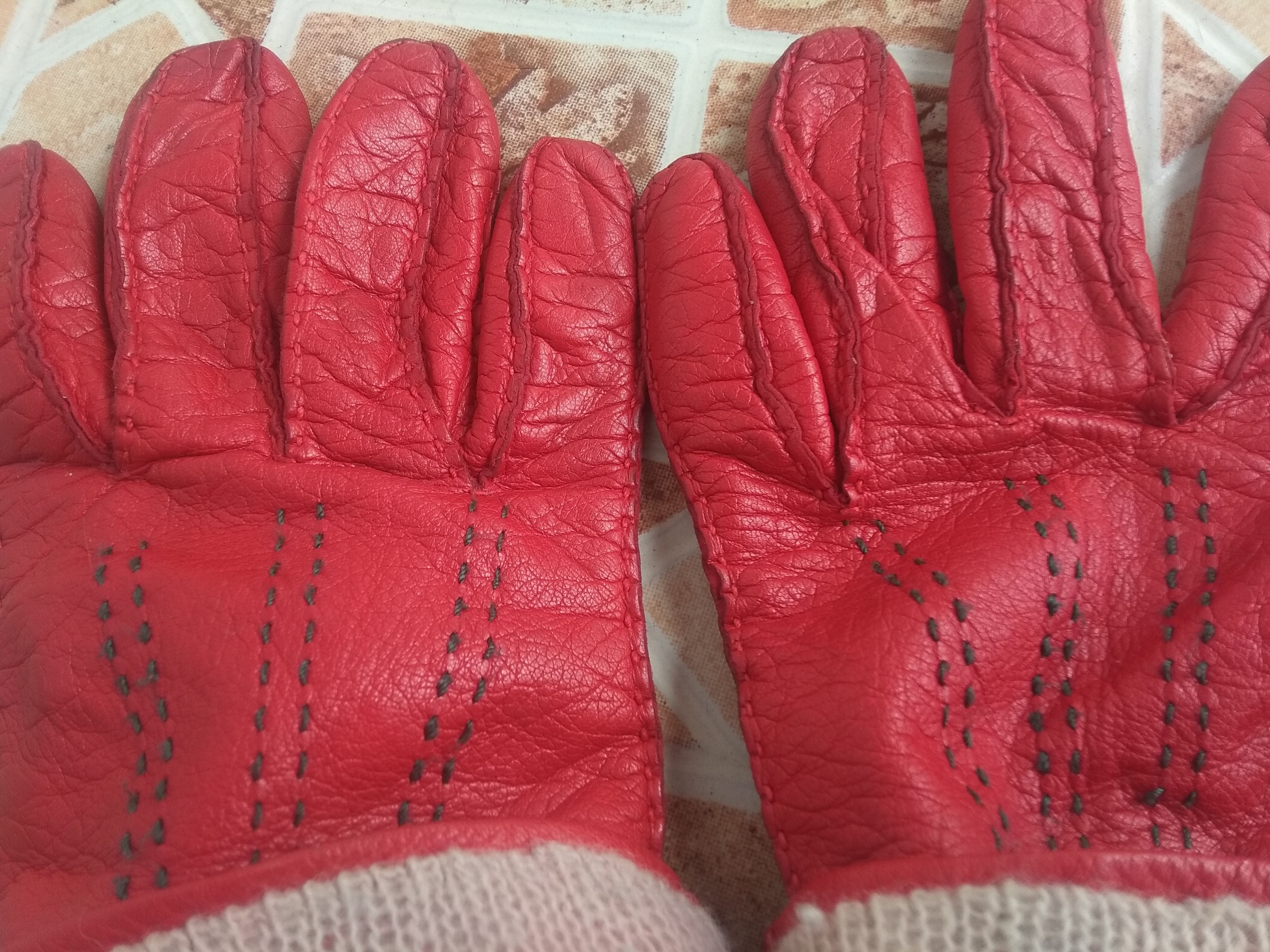 Designer Vintage 50s-70s Gucci Crest Leather Gloves Pink Size ONE SIZE - 7 Thumbnail