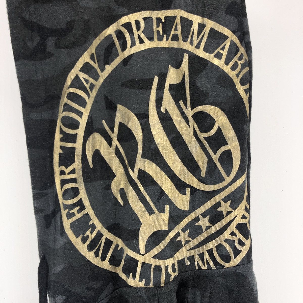 Japanese Brand RAG OUT Zipper Hoodie Rare Design #0985-33 Size US L / EU 52-54 / 3 - 5 Thumbnail