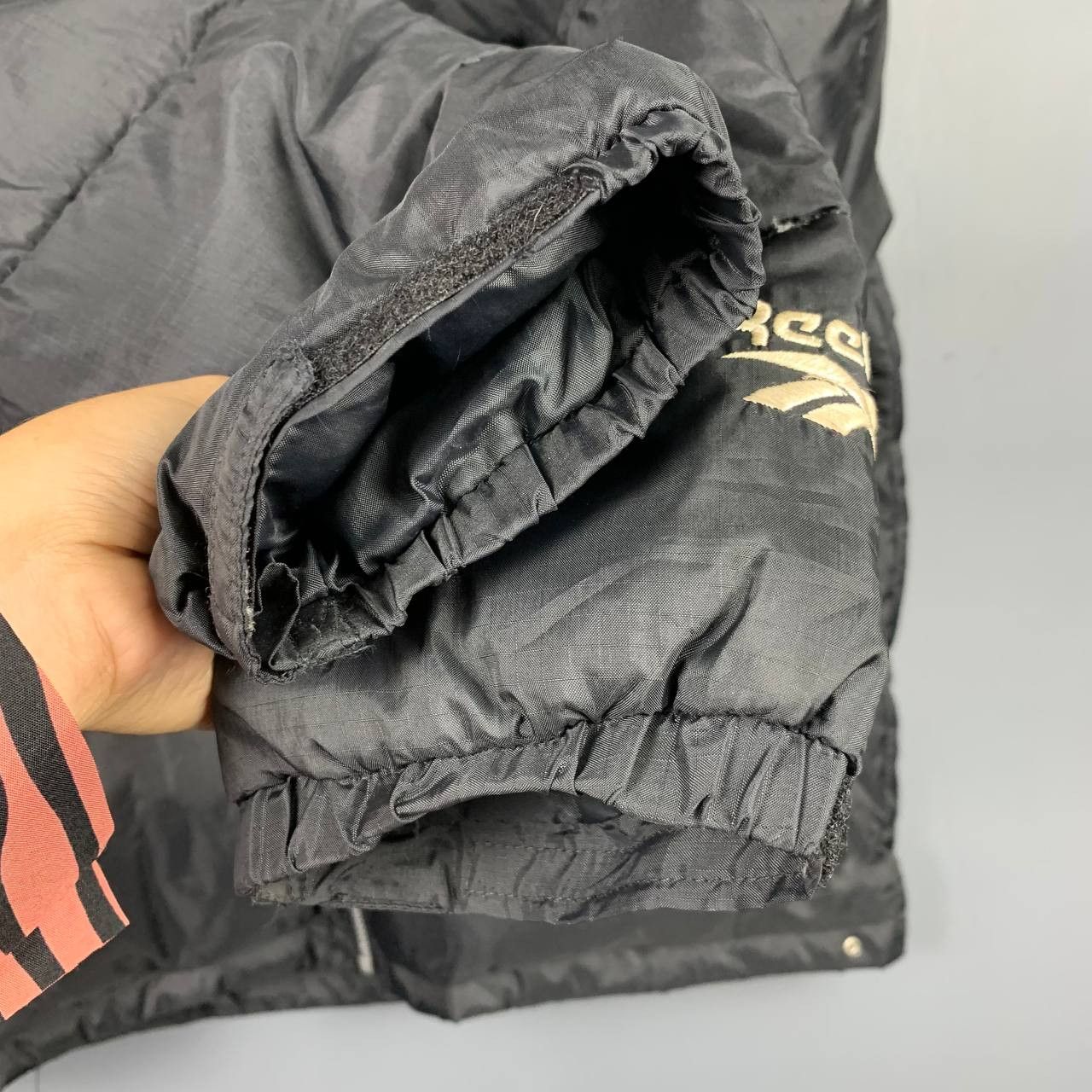 Vintage Reebok Puffer Jacket Casual Outfits