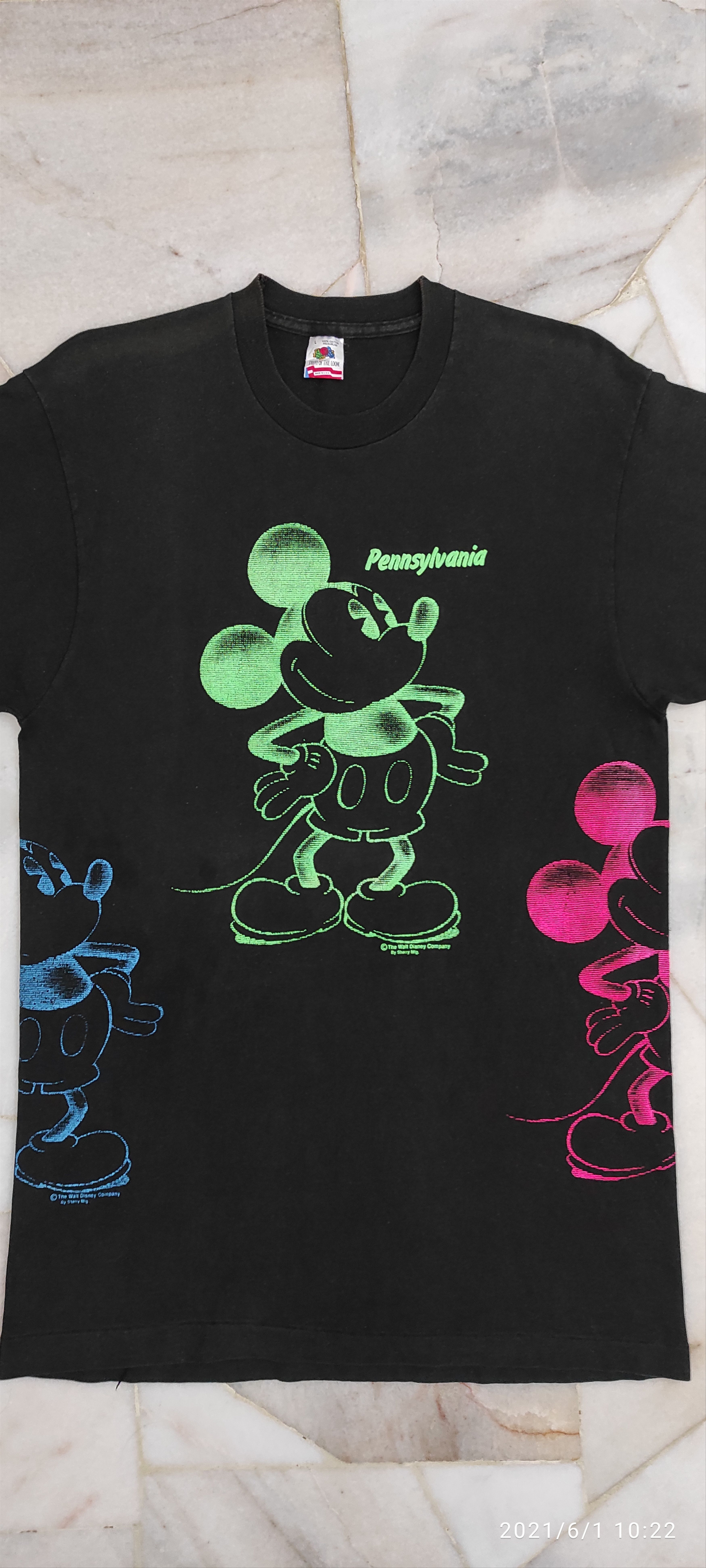 Mickey Mouse × Vintage Vintage 90's The Walt Disney Pennsylvania Mickey AOP tee Size US L / EU 52-54 / 3 - 6 Thumbnail